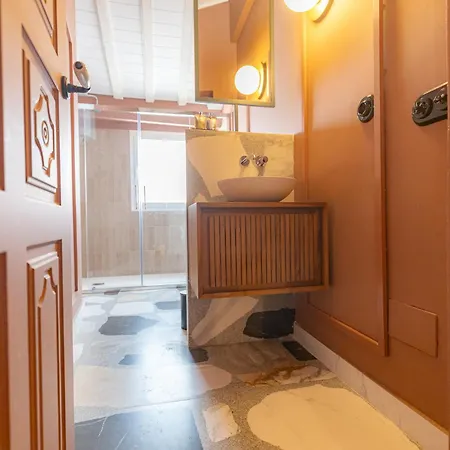 Marino Marina - Unique & Exclusive - Prime Location מאלגה